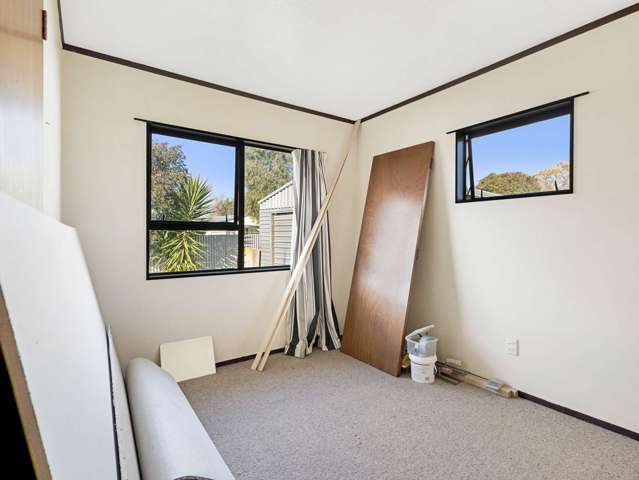 255 Flaxmere Avenue Flaxmere_2