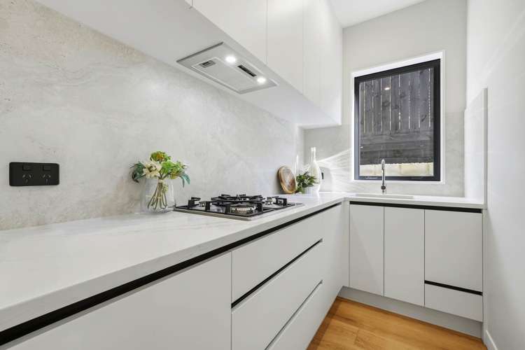 Lot 1-3/27 Greenvalley Rise Glenfield_10
