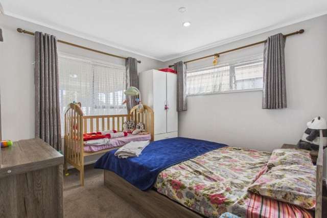 18 Belinda Avenue Flat Bush_2