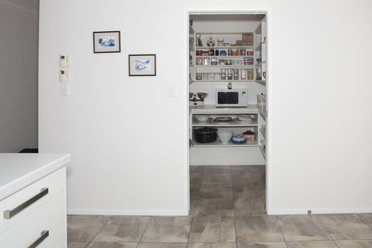 19 Meridian Grove Kelvin Grove_9