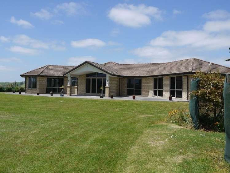 249 Baylys Coast Road Dargaville_17