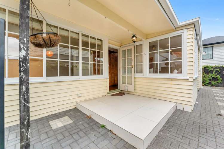 17 Queensway Three Kings_13