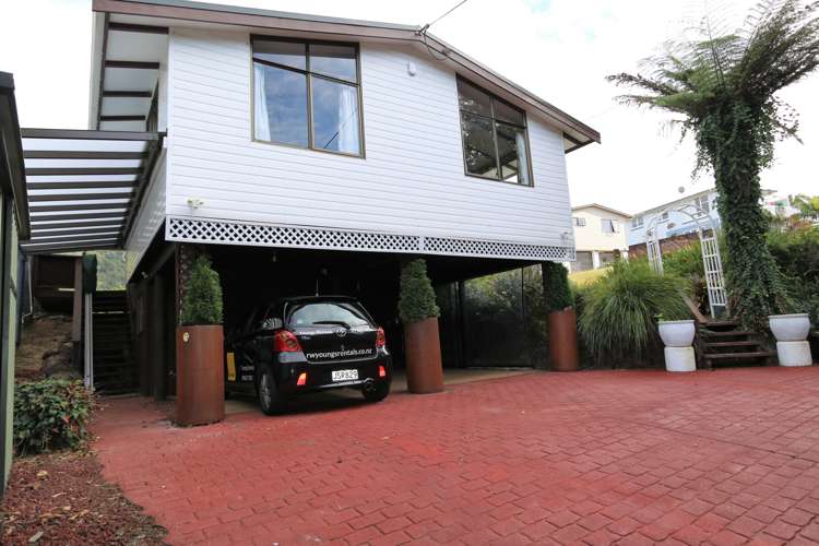 10 Upland Road Huia_0