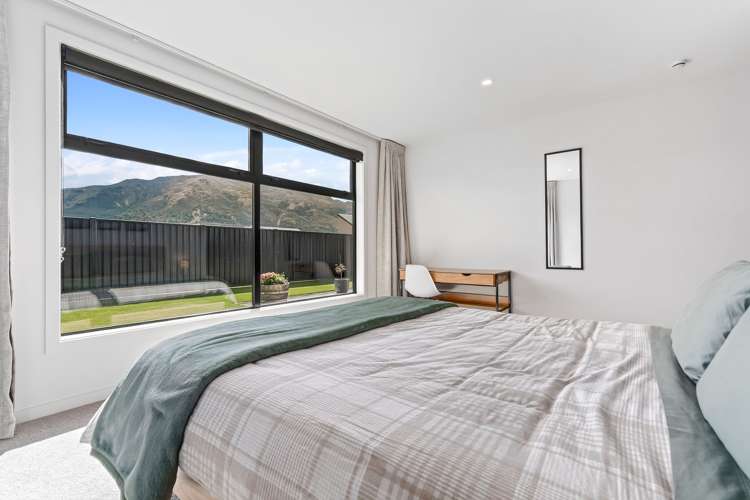 30 Longview Drive_5