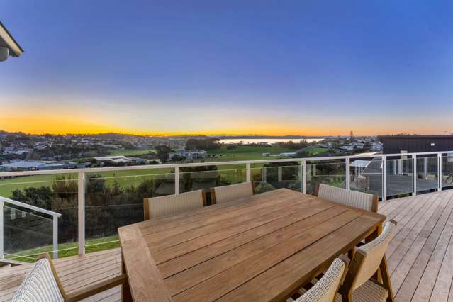 8 Waititiro Rise Stanmore Bay_2