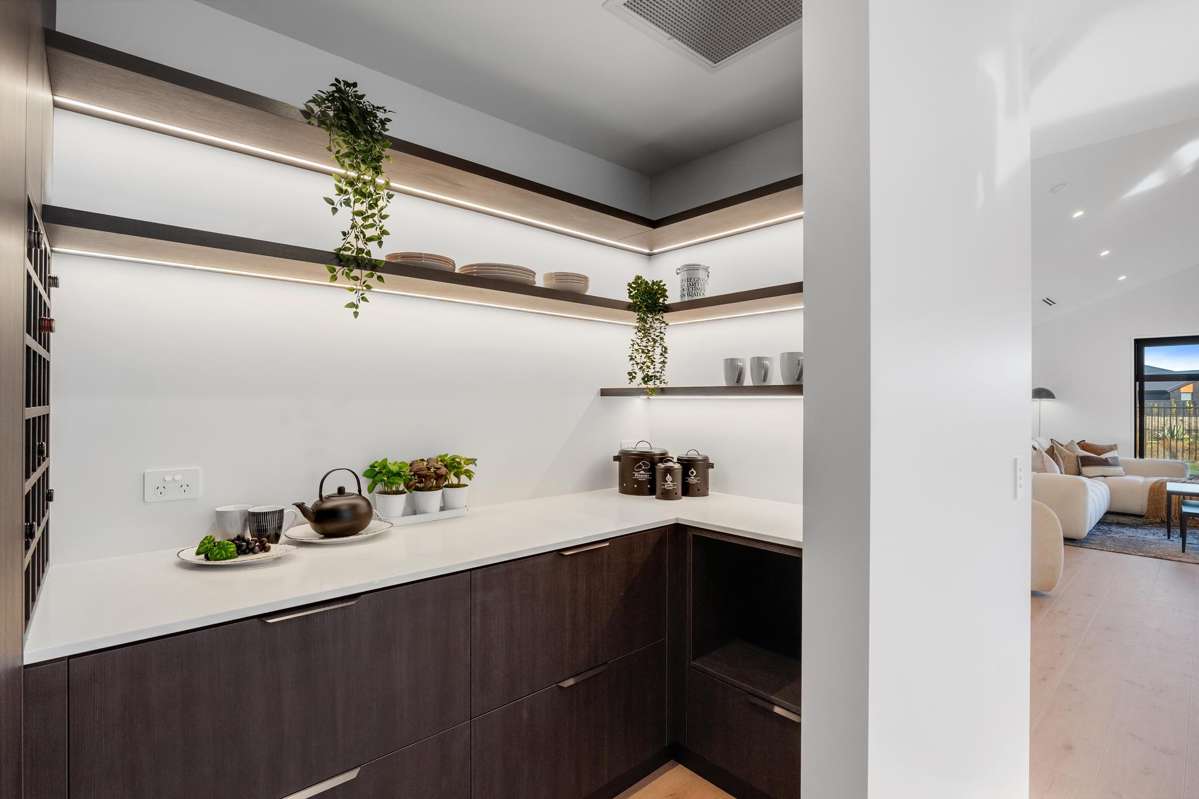 82 Whitehorn Drive_1