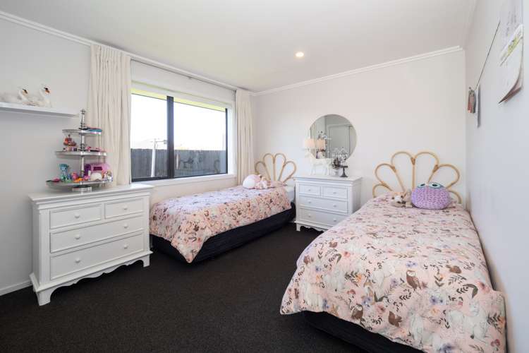 14 Magnolia Drive Netherby_16