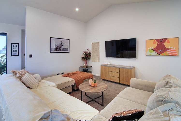 20 Craigmillar Street Solway_4