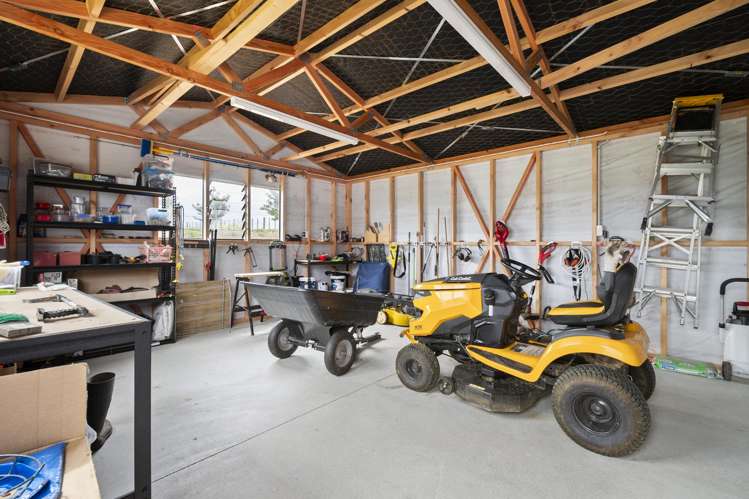 29 Fry Road Halcombe_23