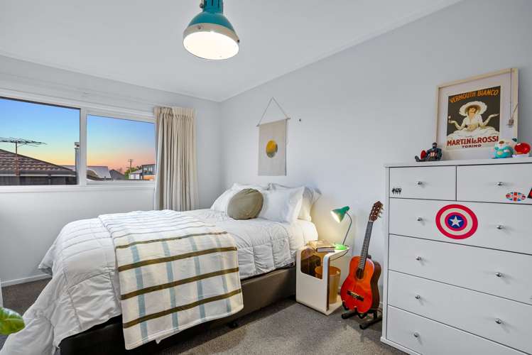 556 Beach Road Rothesay Bay_14