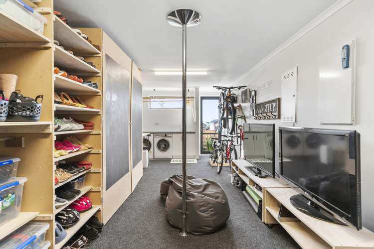 15 Seafarer Crescent Stanmore Bay_17