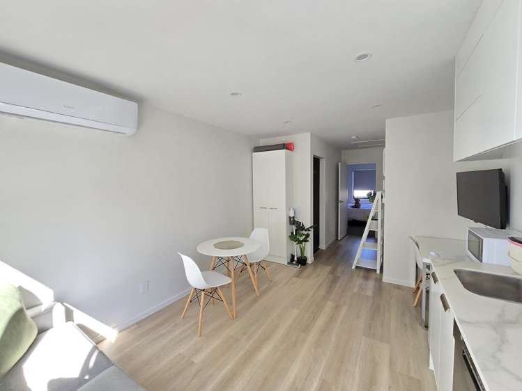 8/3 Ferndale Road Mount Wellington_3