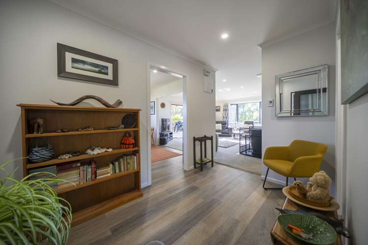 423A Te Anau Mossburn Highway Te Anau_25