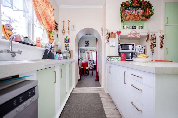 276 High Street Dannevirke_17