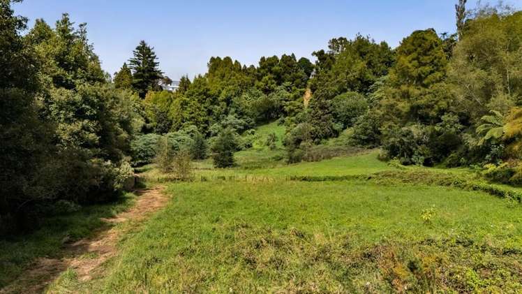 525F Mangorei Rd, Highlands Park New Plymouth_3