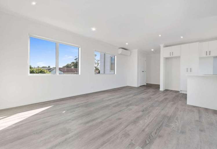 13B Sealord Place 2339_7