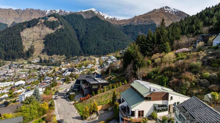 8 Manchester Place Queenstown_8