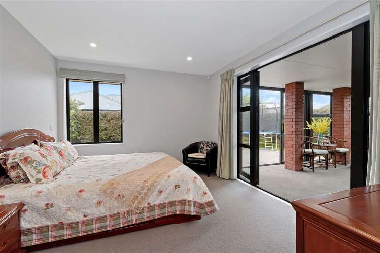 17 Brookwater Avenue Northwood_5