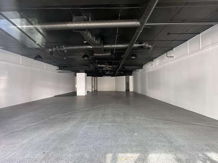 Shop 2 and 3/1-7 The Strand Takapuna_4