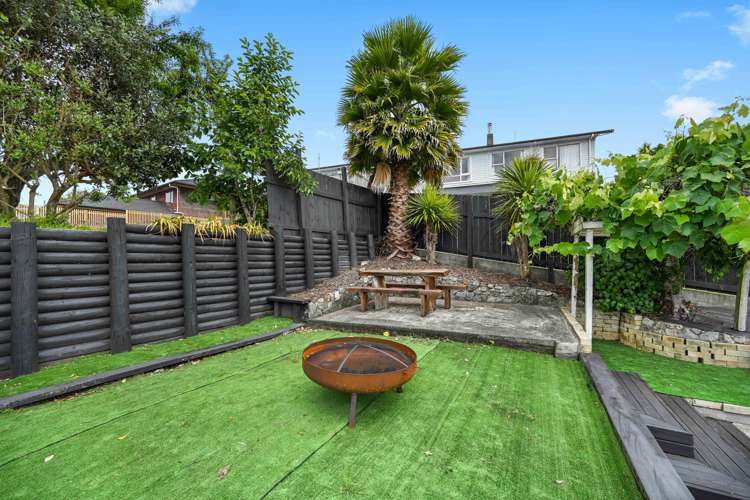 69 Ranui Street Dinsdale_11