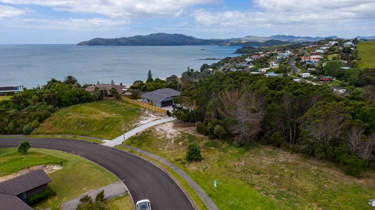 26 Dudley Crescent Cable Bay_20