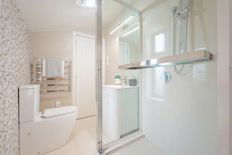 61A Simpson Road Ranui_20