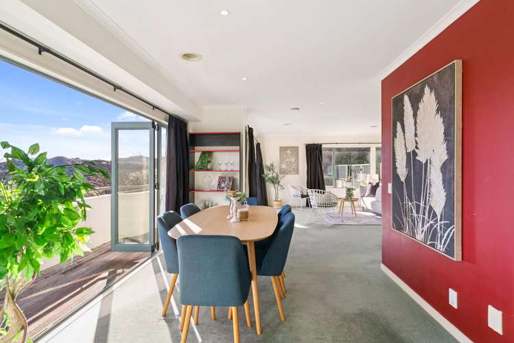 1 Becker Way Karori_10