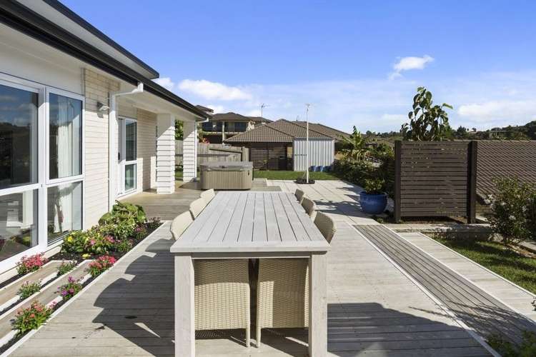 14 Te Otinga Place Pyes Pa_9