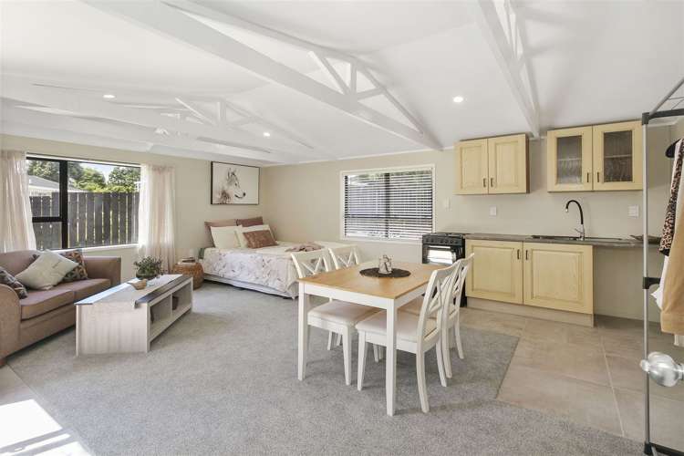 19A Leaming Place Clarks Beach_12