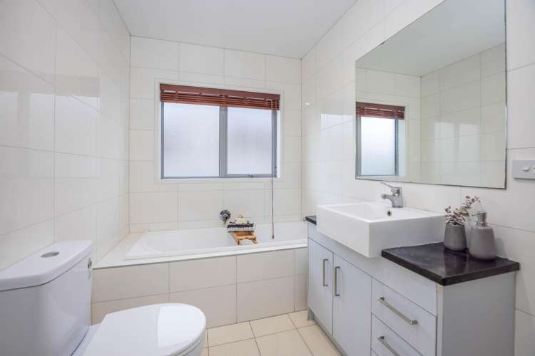 33 Chadwick Place Rototuna North_17