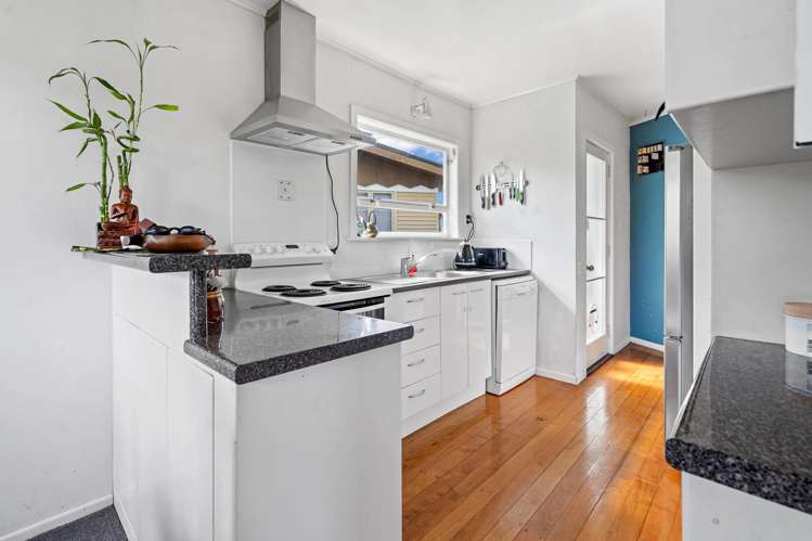 19 Kokich Crescent Onerahi_6