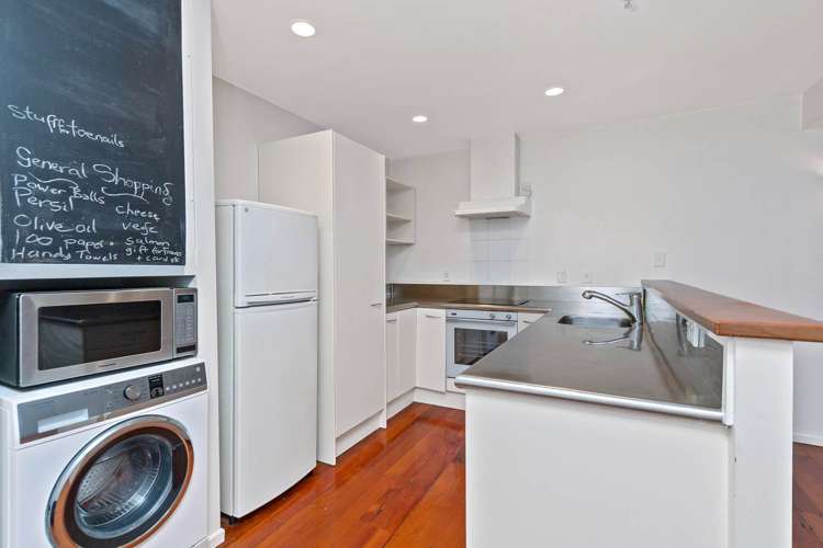 2c/4 Lorne Street Auckland Central_3