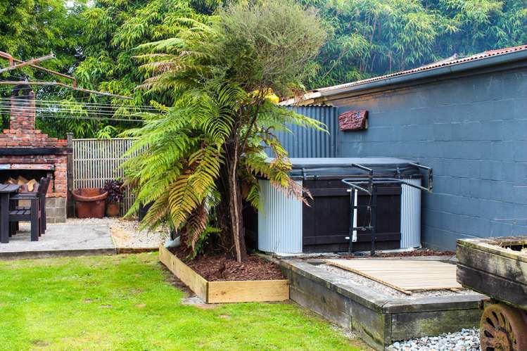 195 Weld Street Hokitika_28