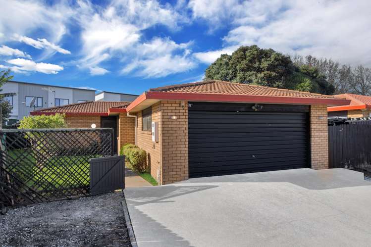 2/69 Victoria Road_0