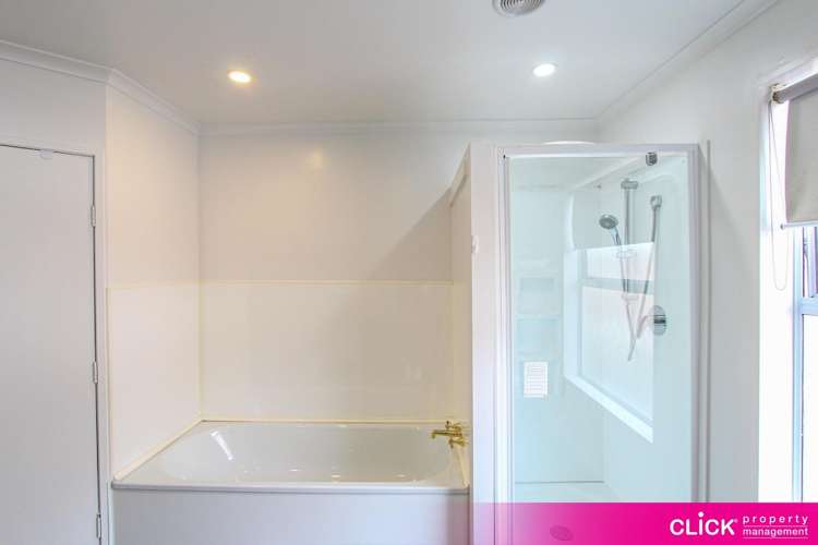 82 Highcliff Road Andersons Bay_11