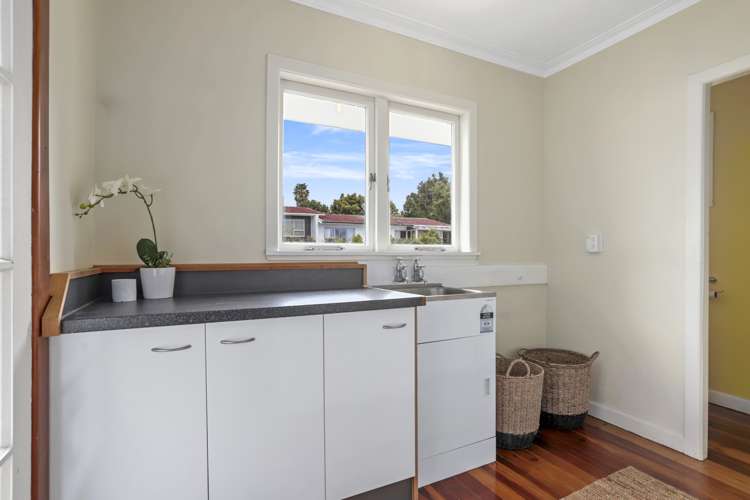 49 Parker Avenue New Lynn_21