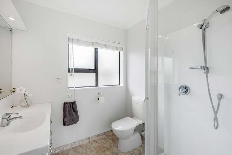 168 Guildford Drive Paraparaumu Beach_18