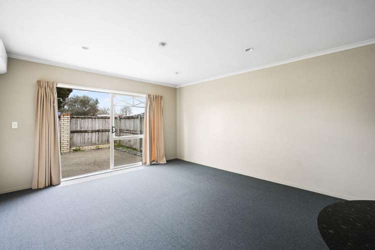 2/201 Massey Street 1067_4