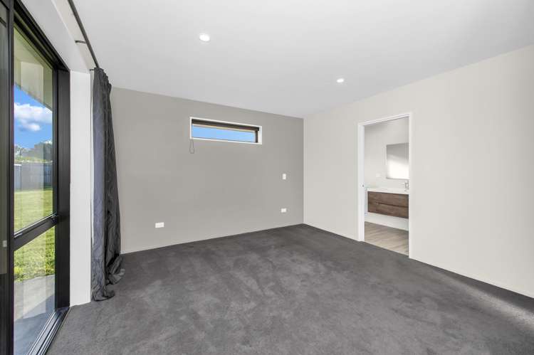 5 Newbrook Terrace Darfield_14