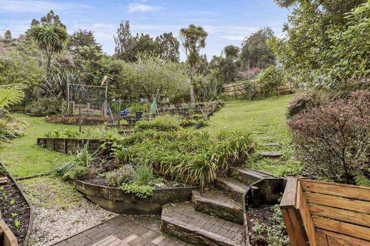 199 Woodlands Park Road Titirangi_19