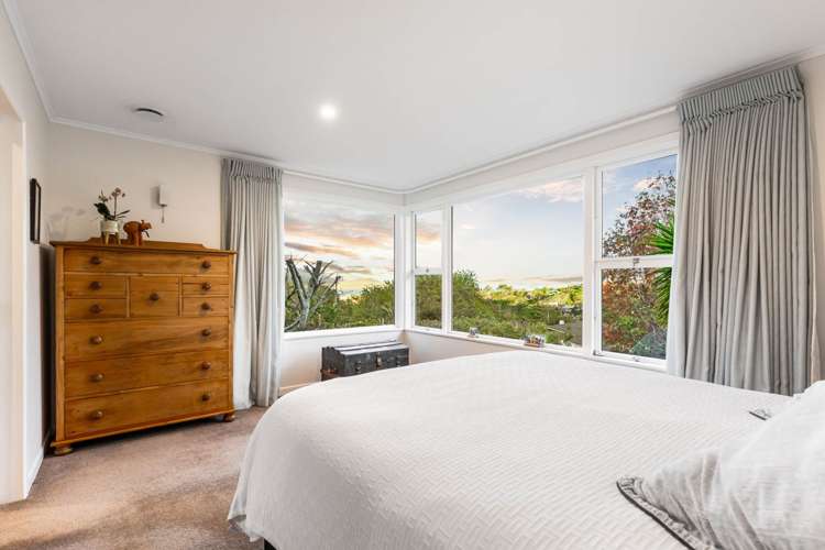 33 Peter Terrace Castor Bay_19