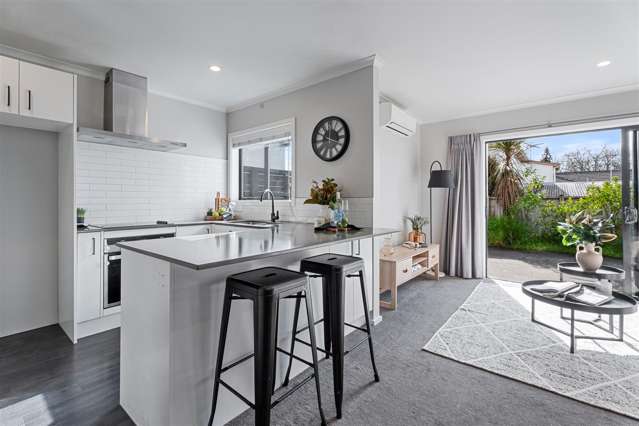 Stylish 3-Bed Near CBD – Move-In Ready