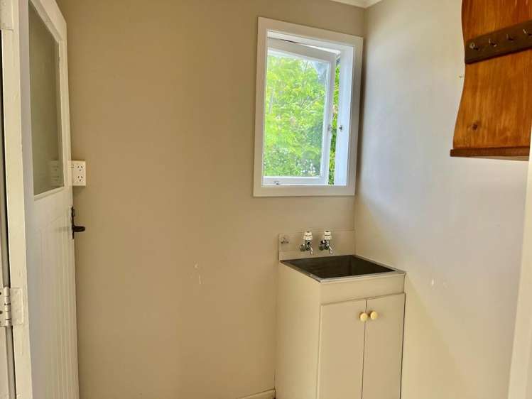 1/16 Duncan Avenue Te Atatu South_12