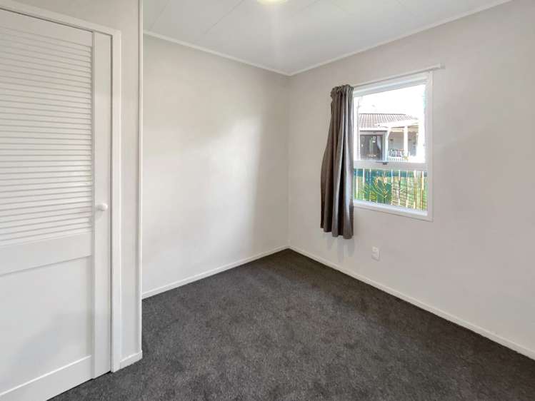 13 Silverstone Place Henderson_10