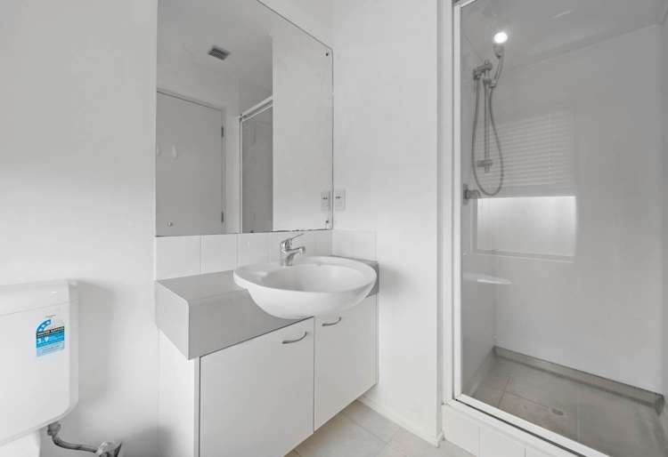 17a Janome Place Bucklands Beach_9