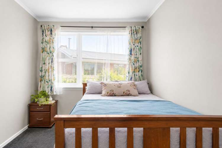 18 Larnach Street St Andrews_11