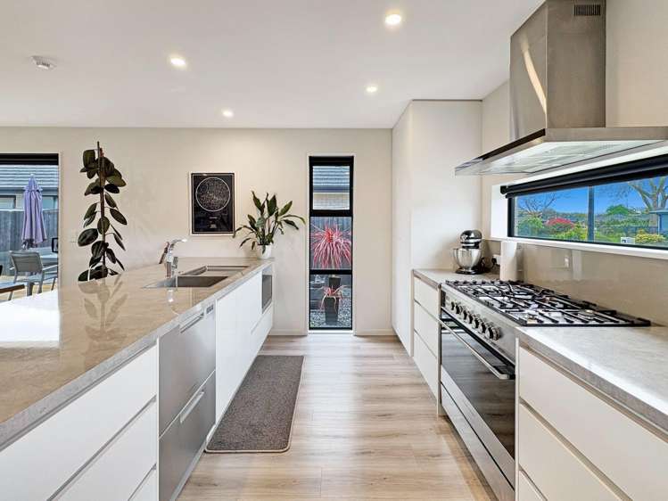 30 Minerva Cr Woodend_2