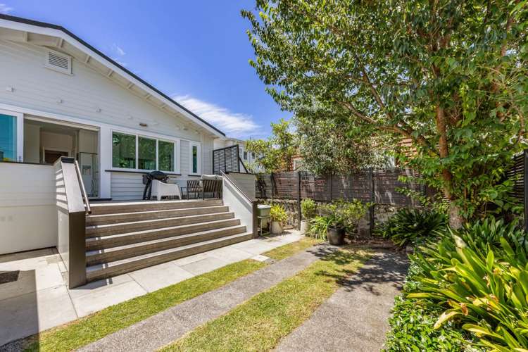82 Valley Road Mt Eden_10