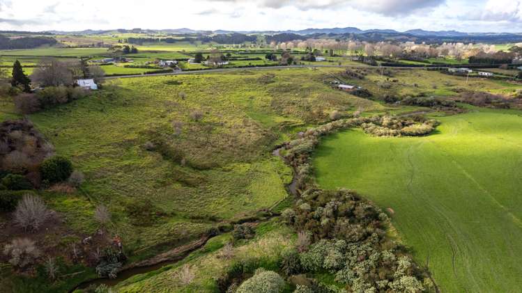 7221 State Highway 1 Pakaraka_14