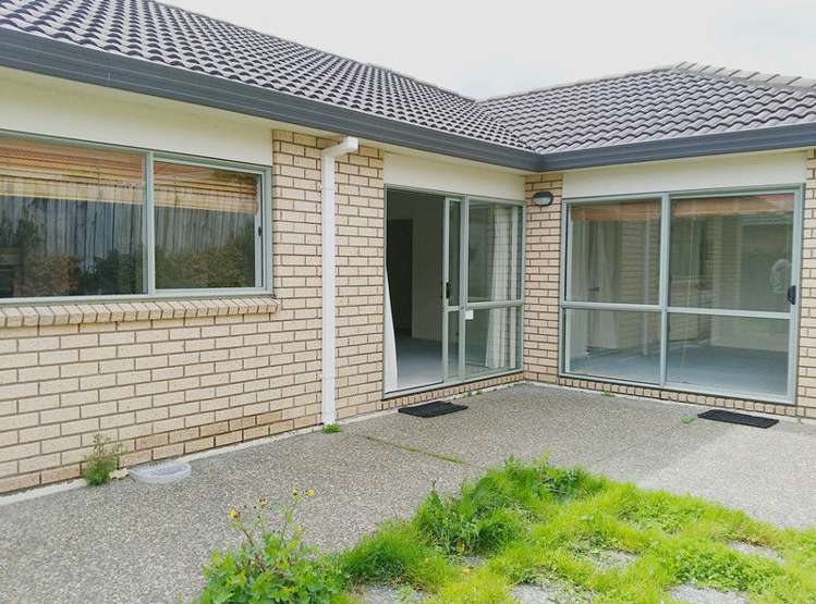 46 Newinn Crescent East Tamaki Heights_16